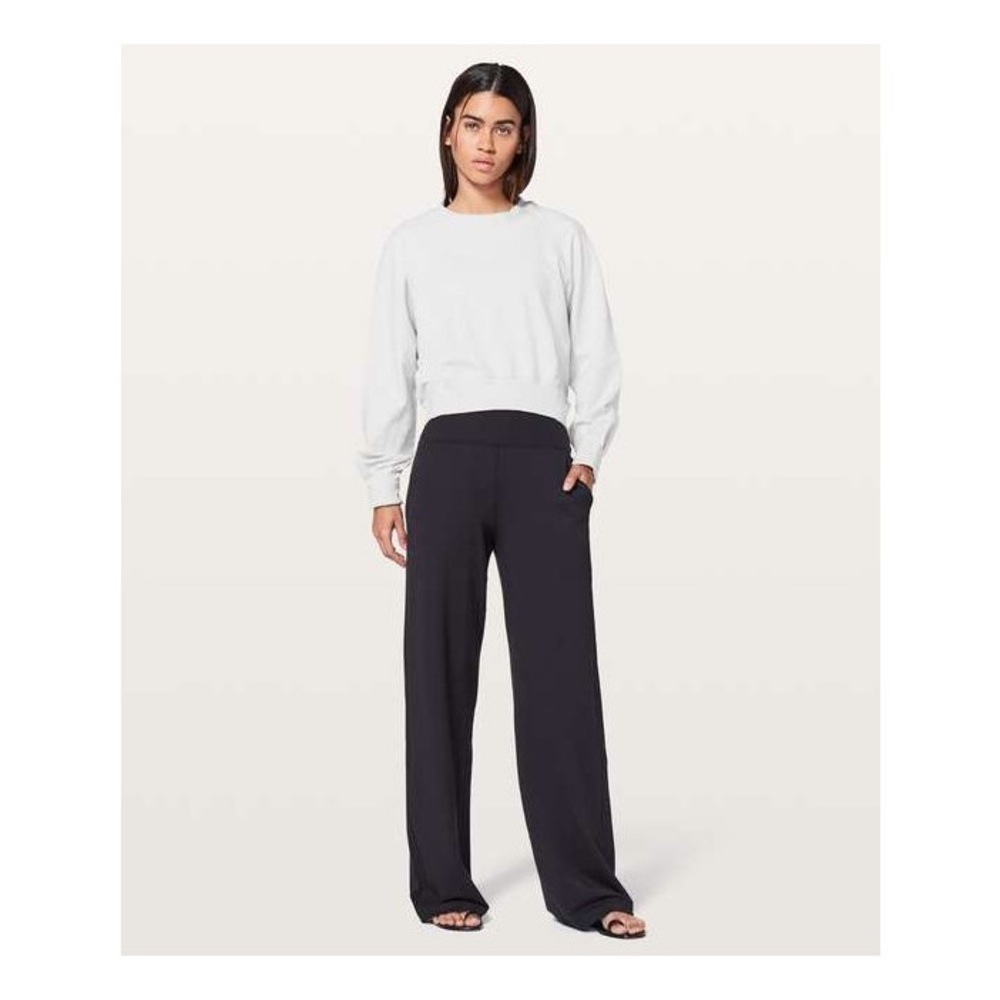 Lululemon Its A Wash Long Sleeve in Vapor - Picture 4 of 11